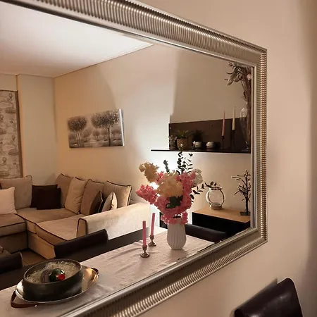Hill View Apartment Near Acropolis-3